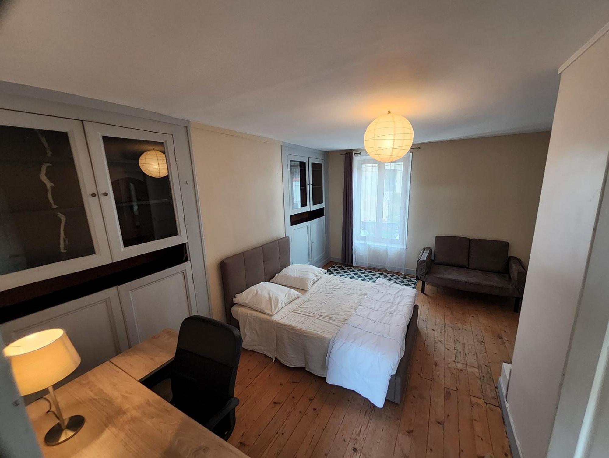 Charmante Briarde Simple Et De Bon Gout, Avec Terrasse Et Jardin - 4 A10 Personnes *