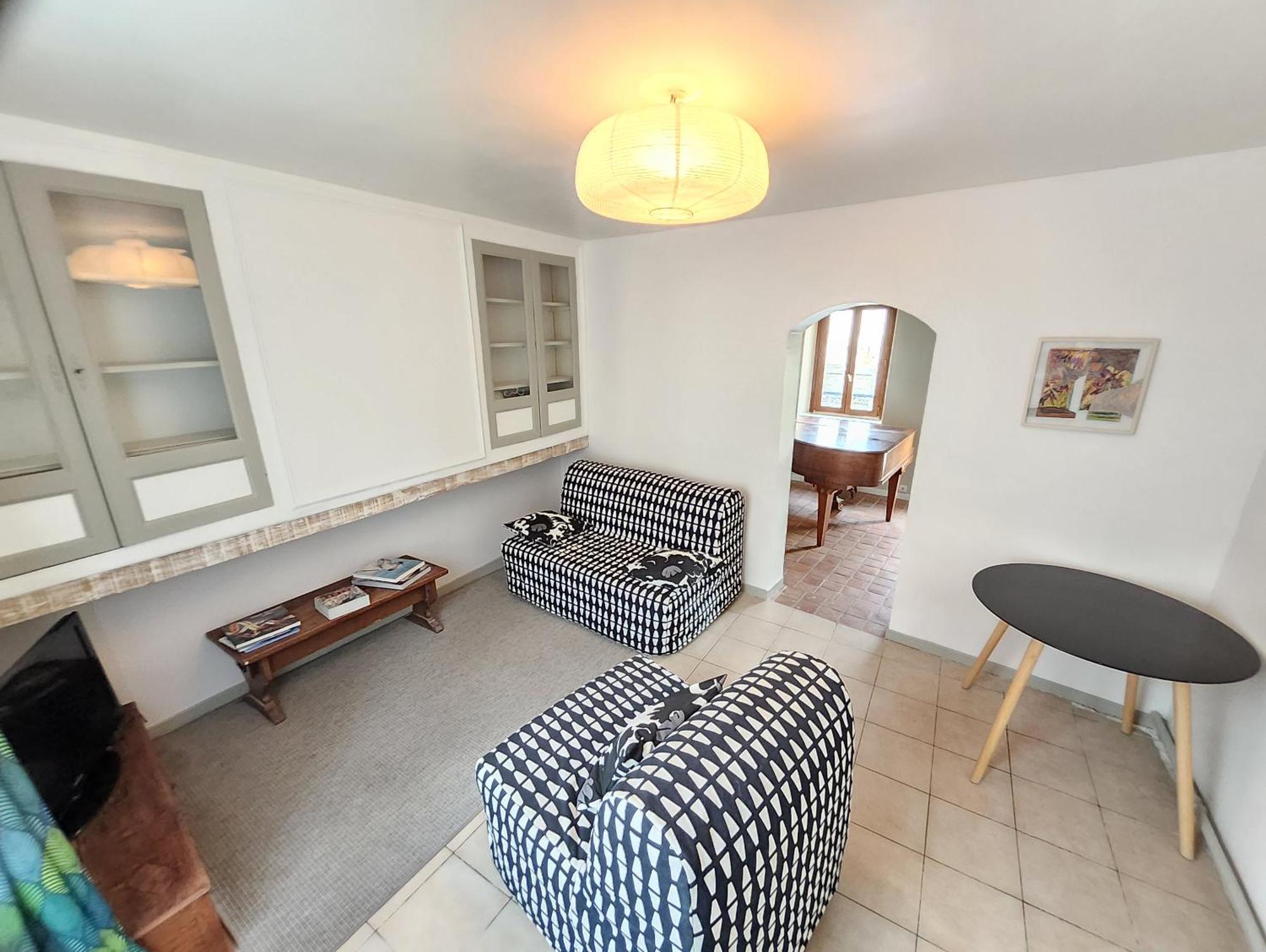 Holiday home Charmante Briarde Simple Et De Bon Gout, Avec Terrasse Et Jardin - 4 A10 Personnes