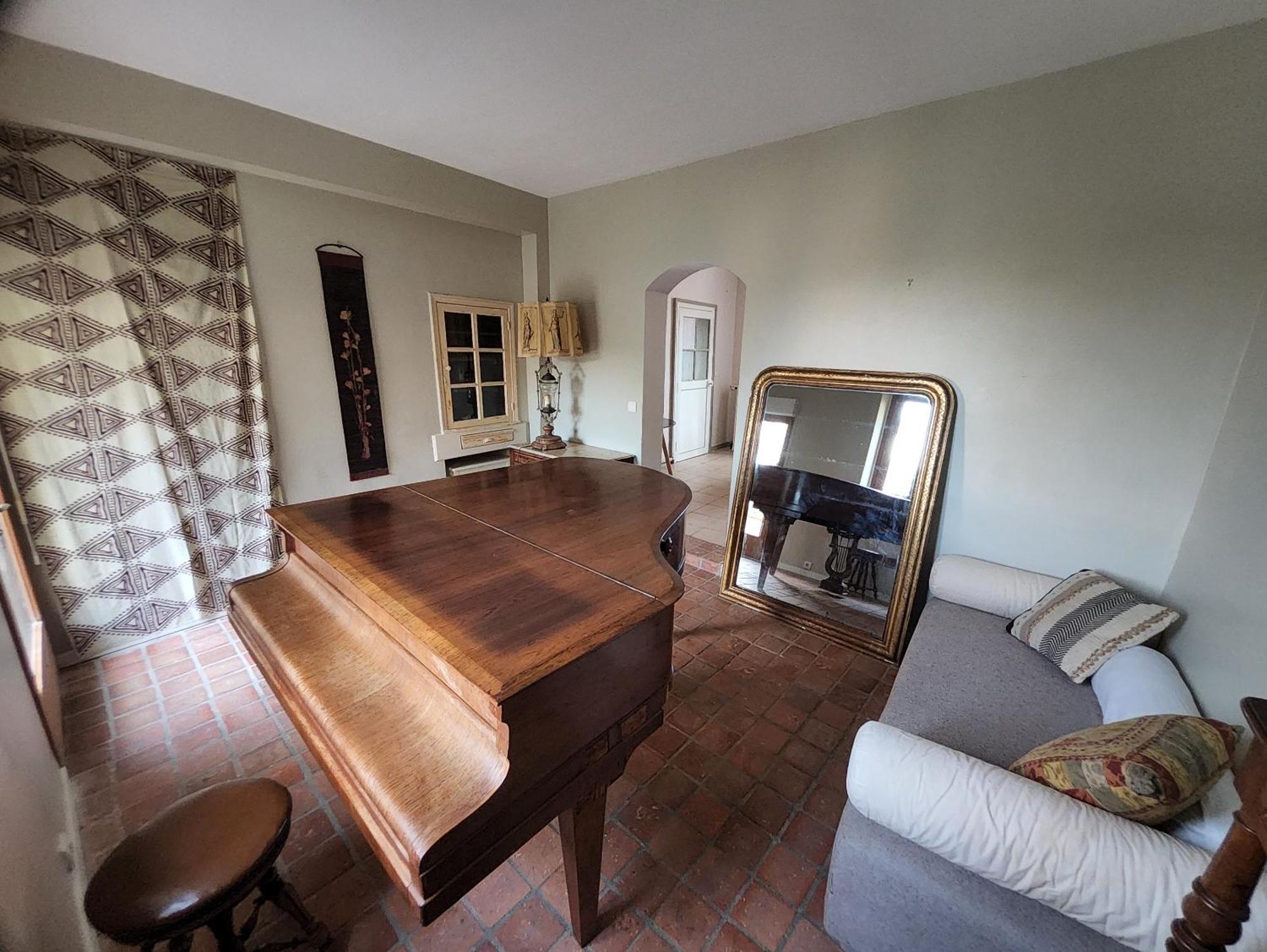 Charmante Briarde Simple Et De Bon Gout, Avec Terrasse Et Jardin - 4 A10 Personnes Holiday home